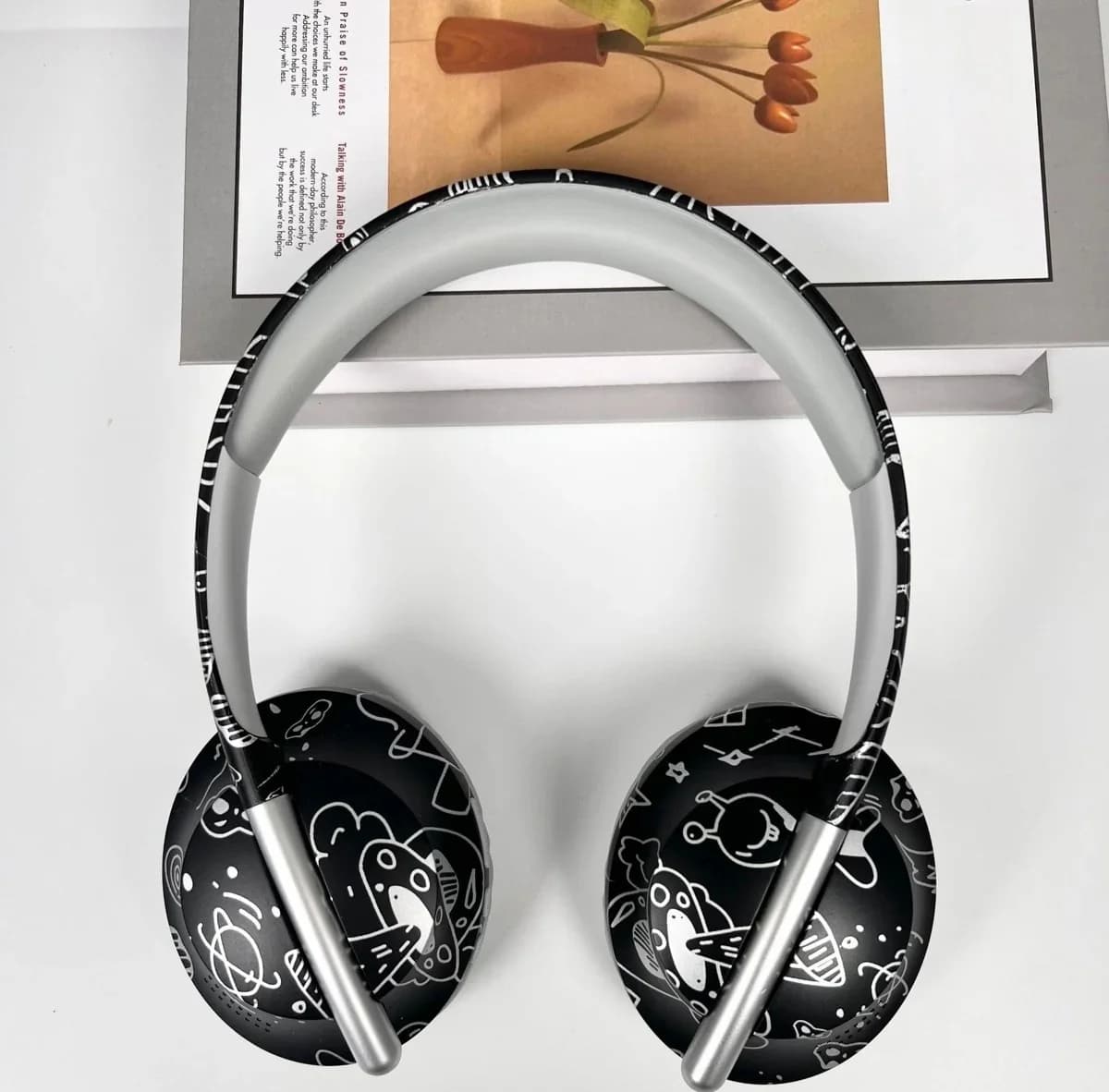 Casque Bluetooth circum-auriculaire avec lecteur de carte TF et connectivité sans fil